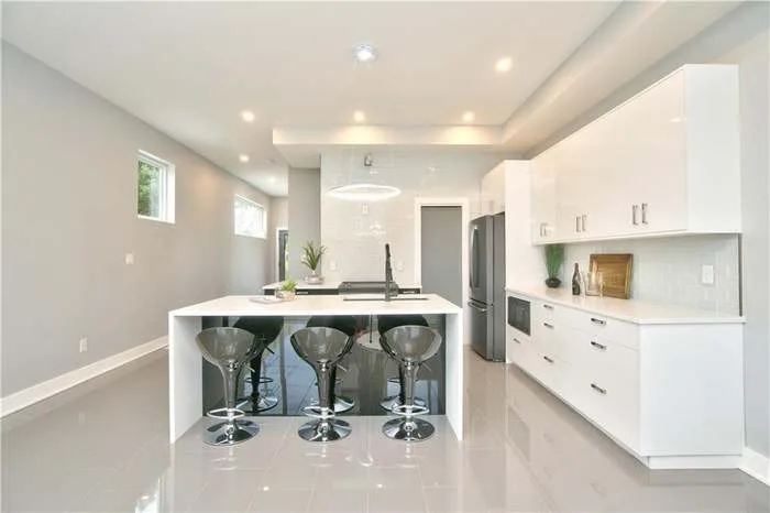 1116 Home by The Heartland Group - Photo 3