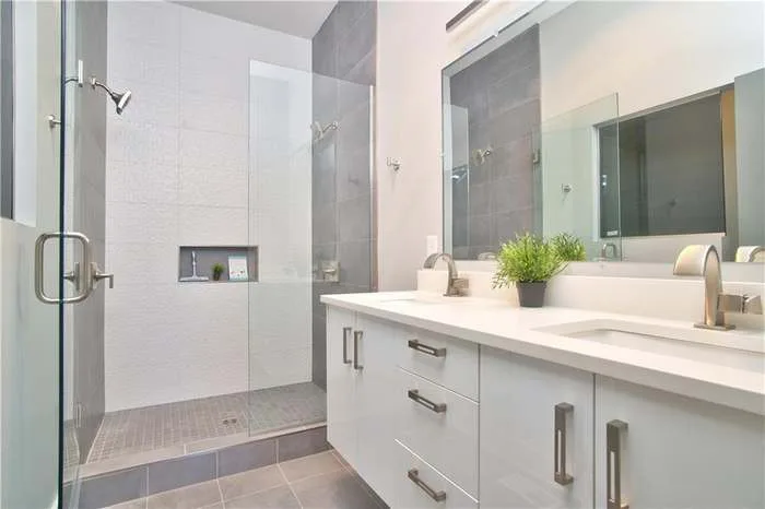 1116 Home by The Heartland Group - Photo 2