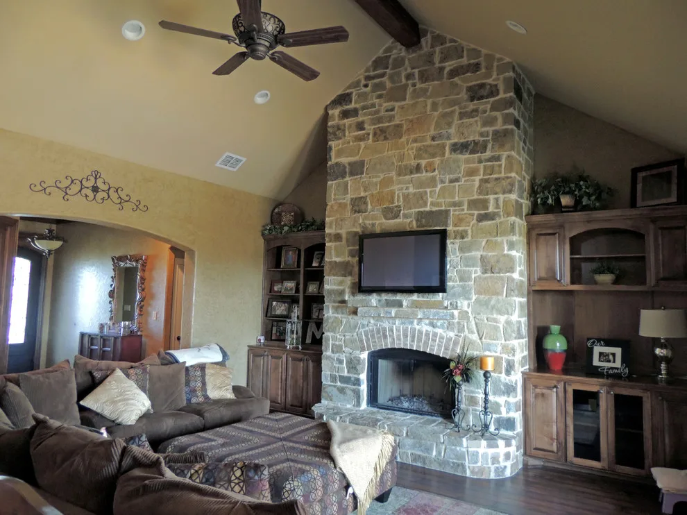2012 tailored specification home by Anthony Builders - Photo 5