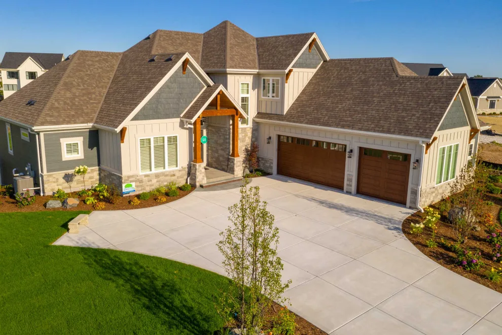 Aspen Homes Inc - Photo 14