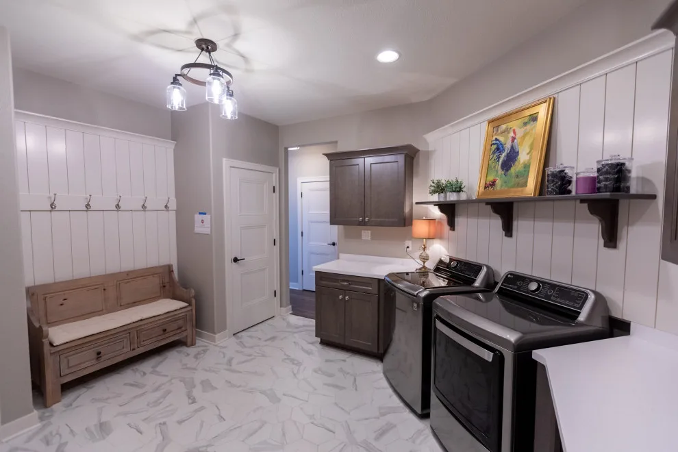 2020 Grandview Design - Aspen Homes, Inc. Parade by Aspen Homes Inc - Photo 3