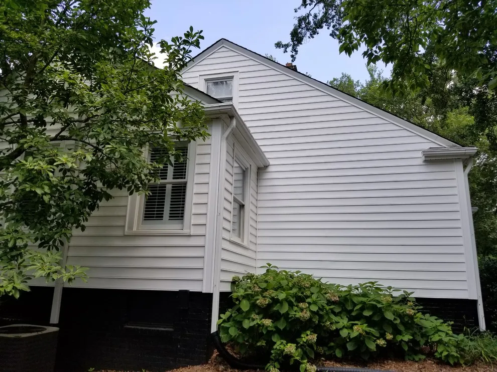 Highland Drive renovation by Majestic Builders, Inc. - Photo 22