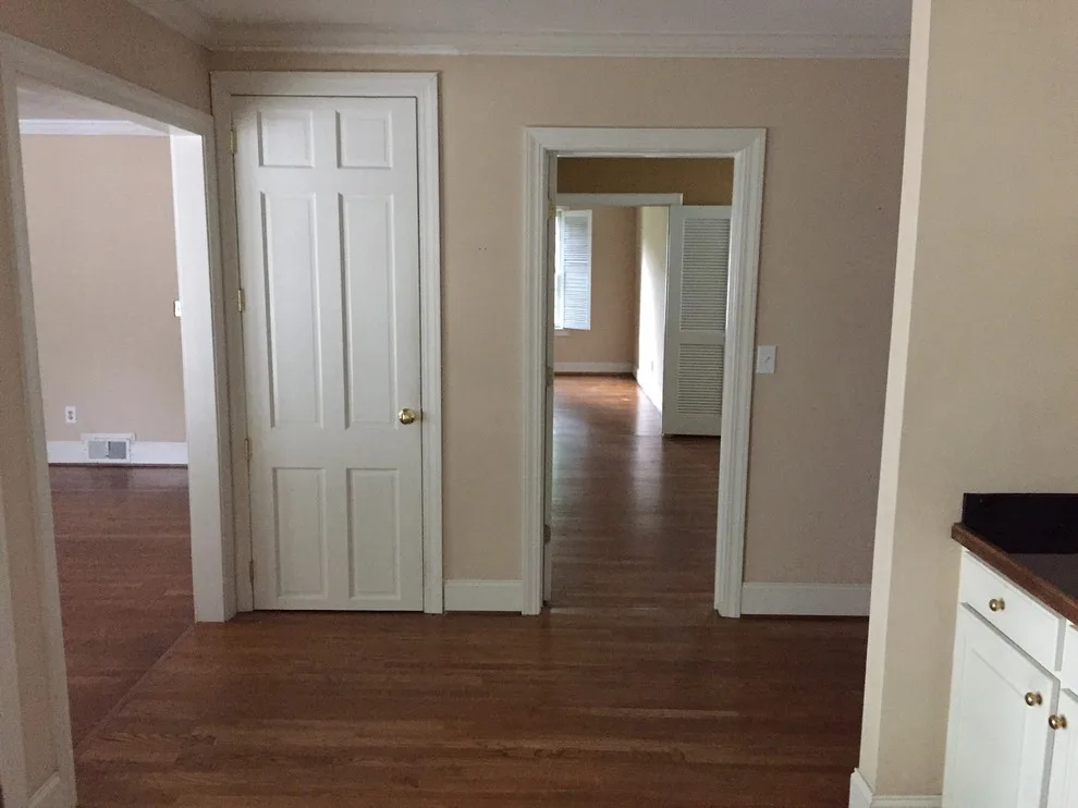 Highland Drive renovation by Majestic Builders, Inc. - Photo 12