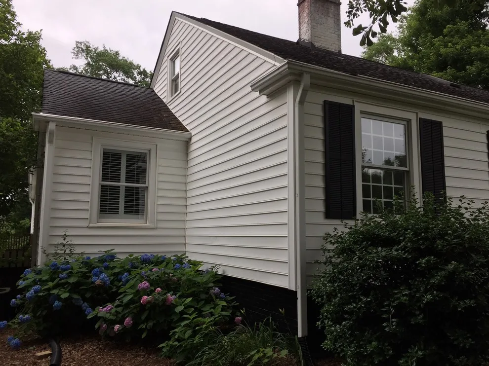 Highland Drive renovation by Majestic Builders, Inc. - Photo 14