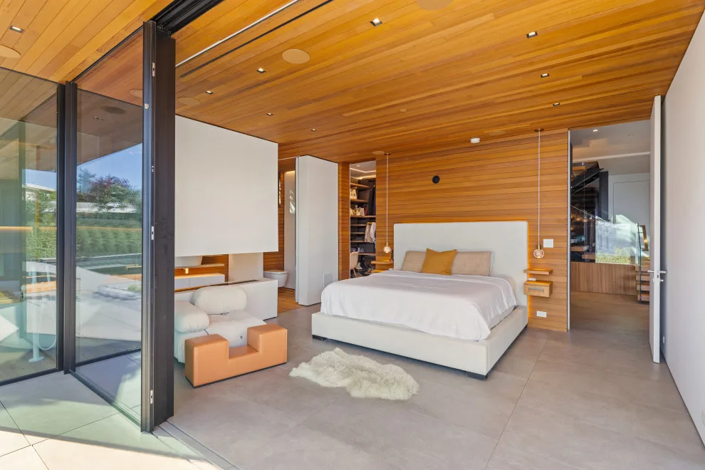 Two Seventy-Five Diviso by Hamta Partners INC - Photo 11