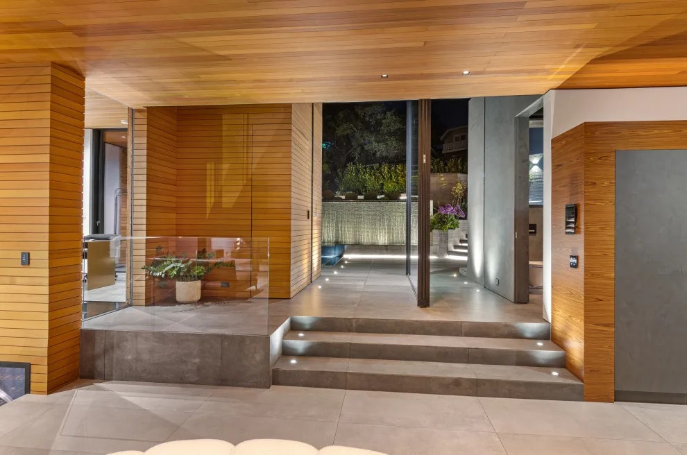 Two Seventy-Five Diviso by Hamta Partners INC - Photo 27