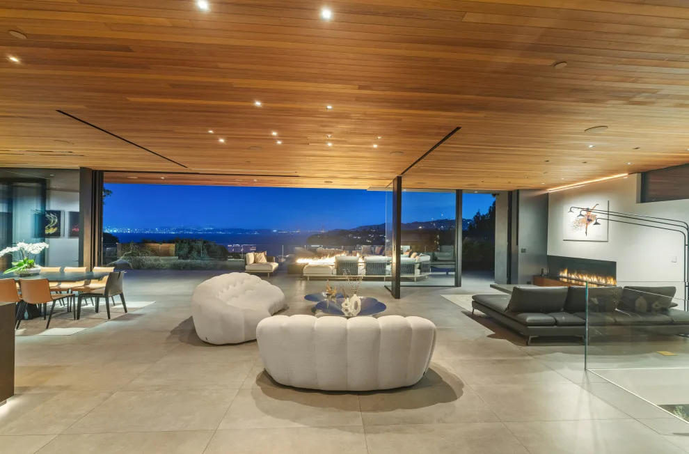 Two Seventy-Five Diviso by Hamta Partners INC - Photo 34