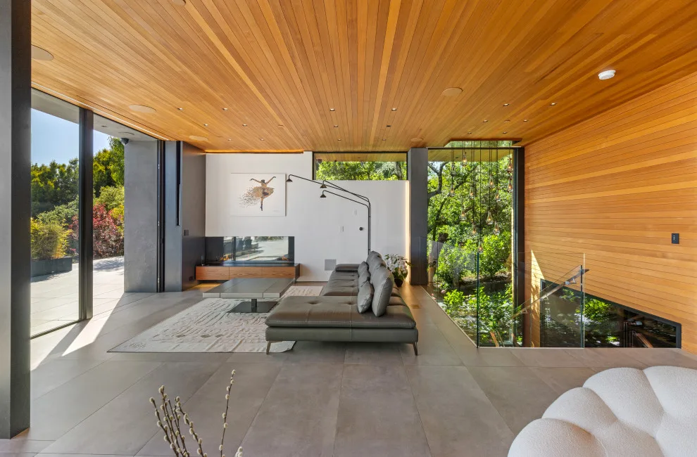 Two Seventy-Five Diviso by Hamta Partners INC - Photo 80