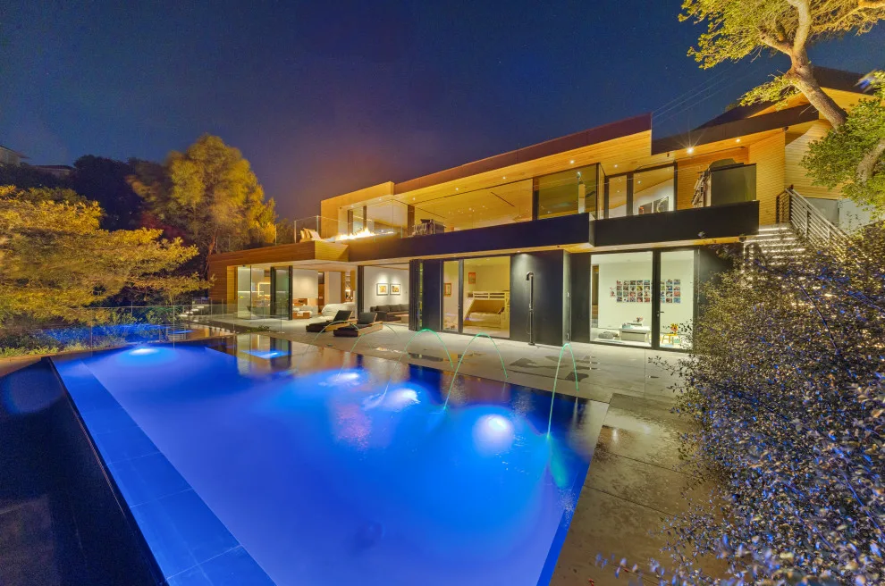 Two Seventy-Five Diviso by Hamta Partners INC - Photo 48