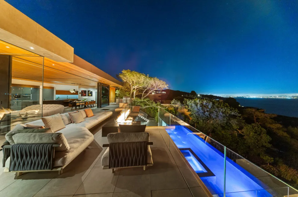 Two Seventy-Five Diviso by Hamta Partners INC - Photo 41