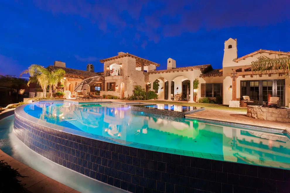 Aquatic Areas by Red Rock Design-Build And Red Rock Pools And Spas - Photo 4