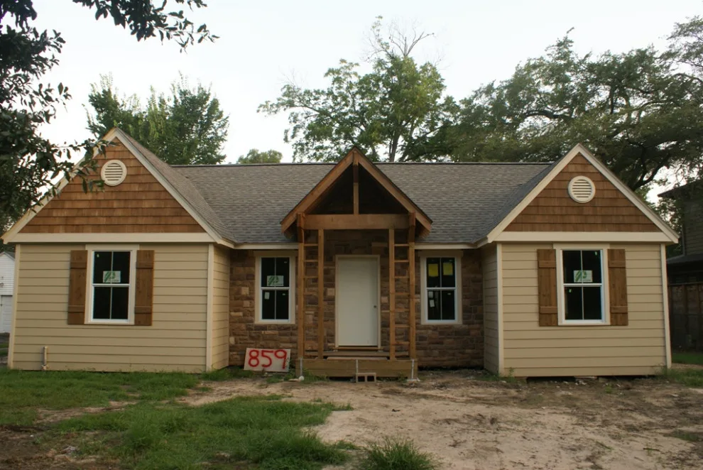 Garden Oaks - Renovation 859 by Harry James Building + Design - Photo 2