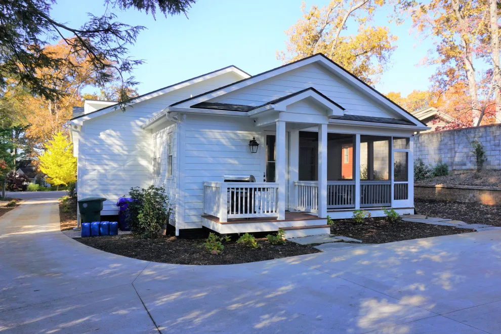 Aberdeen Drive renovation and expansion 1 by Majestic Builders, Inc. - Photo 27