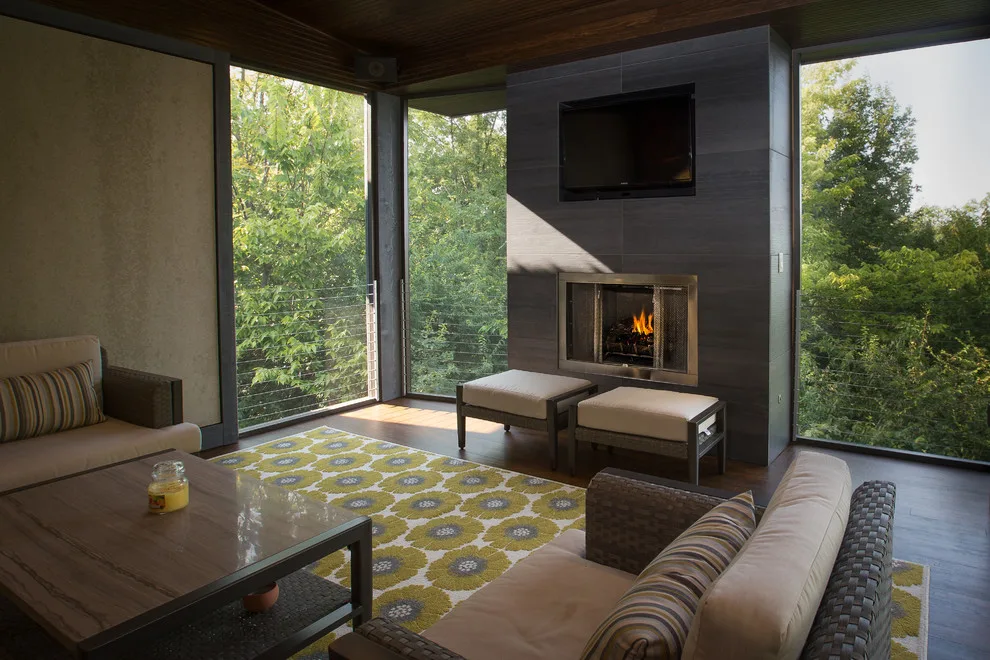 Modern Screened Porch by Maile, Tekulve & Gray - Photo 3