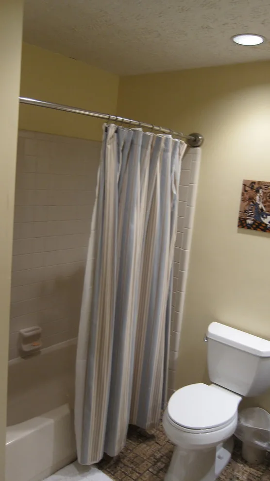 Classic Elegant Master Bathroom by Maile, Tekulve & Gray - Photo 6