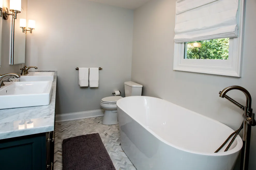 Classic Elegant Master Bathroom by Maile, Tekulve & Gray - Photo 7