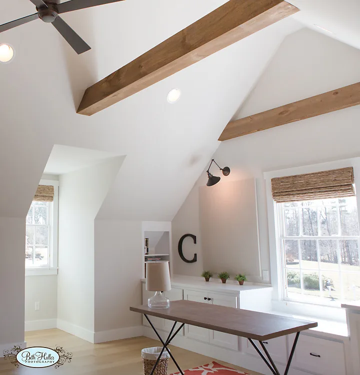 Remote Workspace by Laplante Construction Inc. - Photo 4