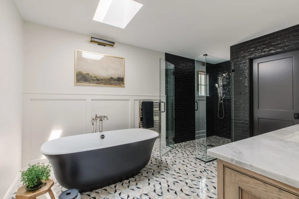 Elegant simplicity by Refined Renovations & Refined Home - Photo 10