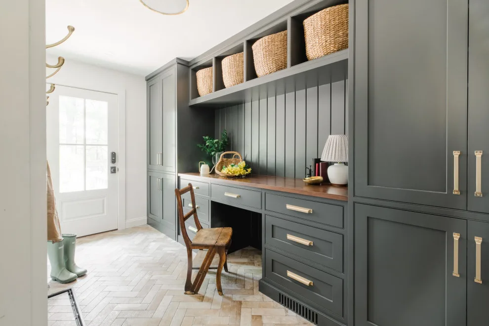 Elegant simplicity by Refined Renovations & Refined Home - Photo 4