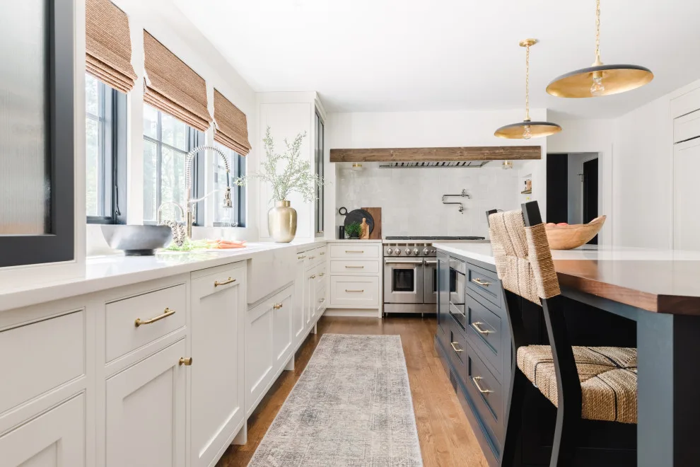 Elegant simplicity by Refined Renovations & Refined Home - Photo 15