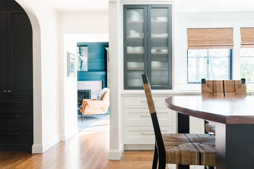 Elegant simplicity by Refined Renovations & Refined Home - Photo 5