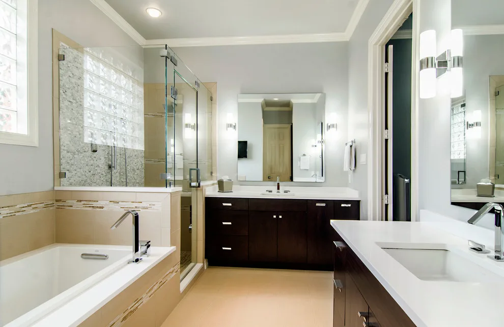 Bush Drive Main Bathroom by Alair Homes Plano - Photo 8