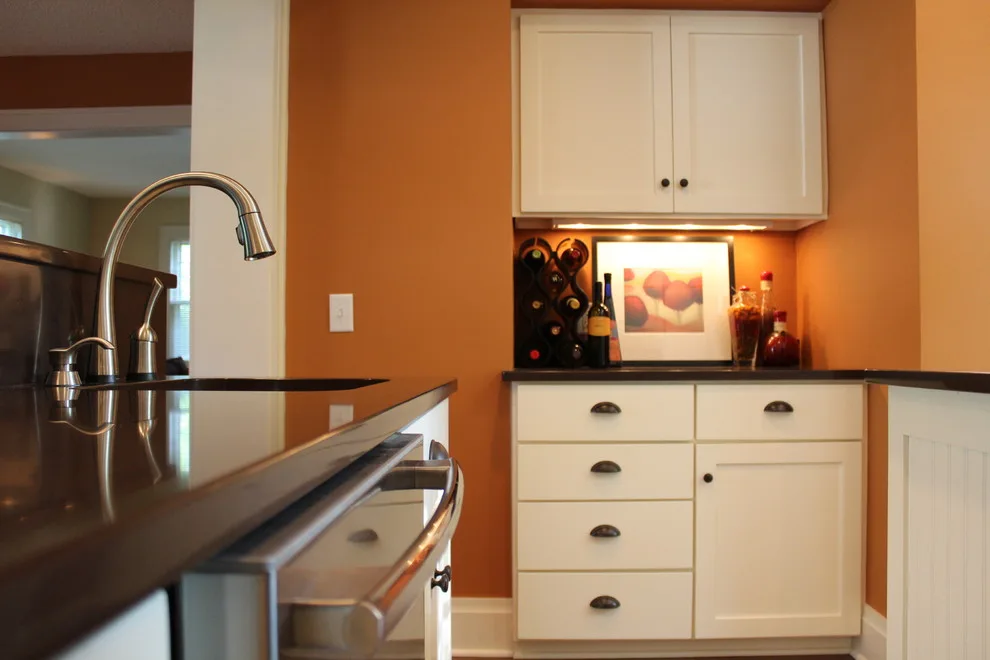 Stylish City Kitchen by Oak & Arrow Homes - Photo 8
