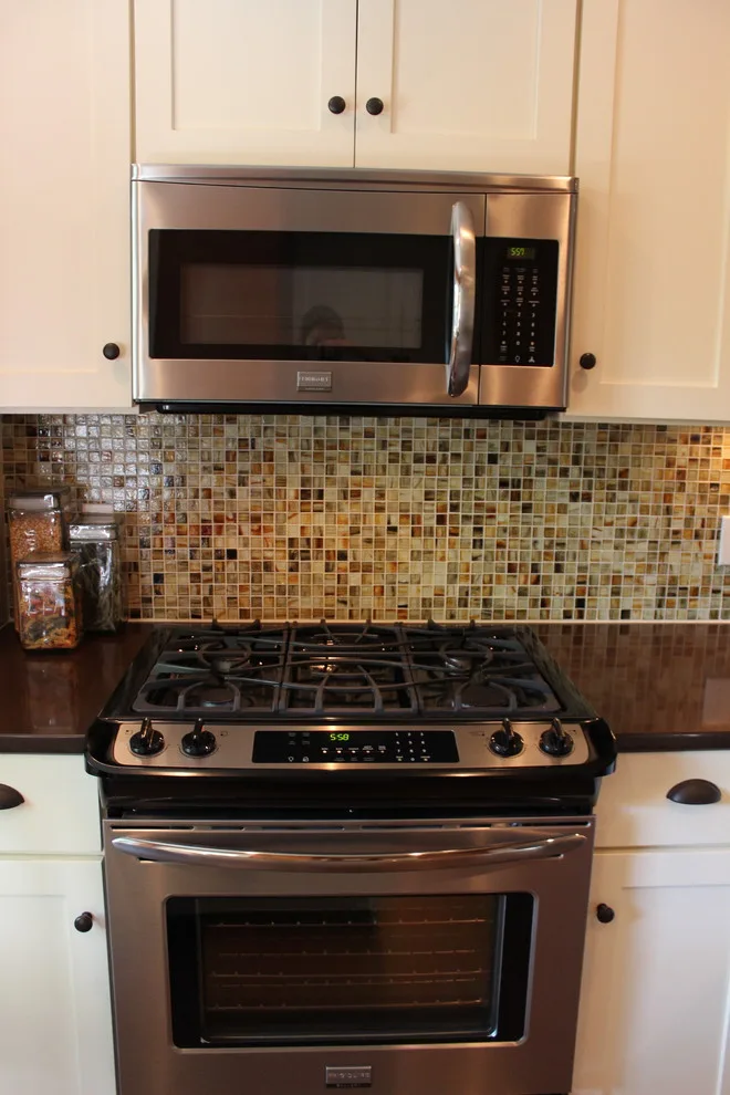 Stylish City Kitchen by Oak & Arrow Homes - Photo 7