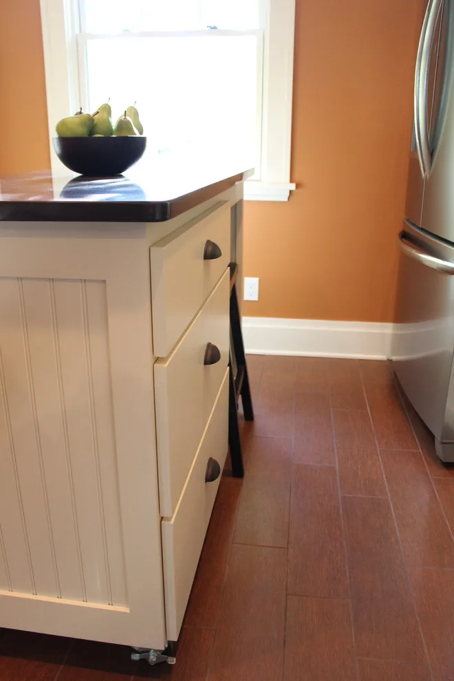 Stylish City Kitchen by Oak & Arrow Homes - Photo 10