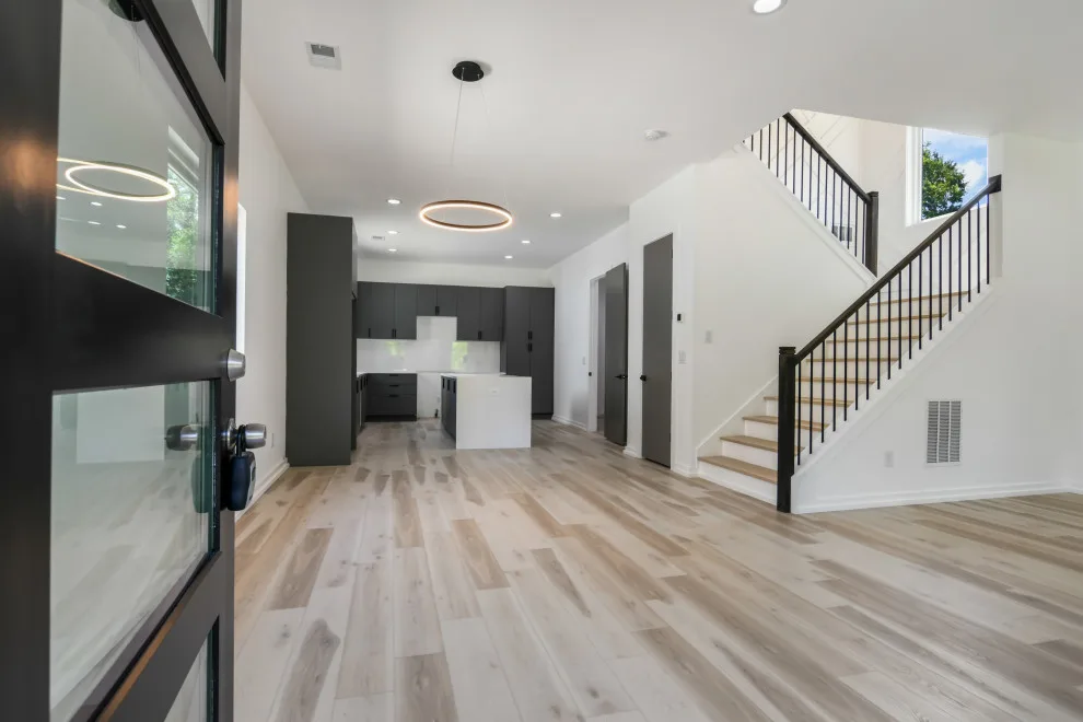 West Avenue 1 - Contemporary Style by InCollab Designs Co. - Photo 8