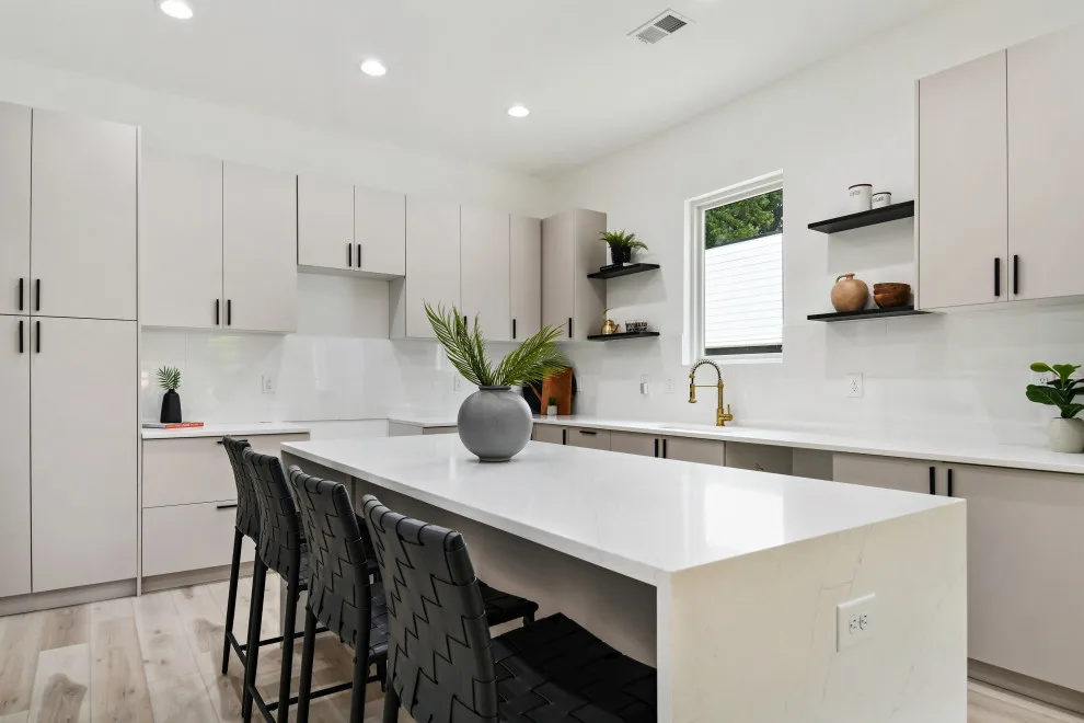 West Avenue 2 - Contemporary Style by InCollab Designs Co. - Photo 13