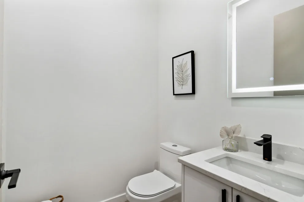 West Avenue 2 - Contemporary Style by InCollab Designs Co. - Photo 2