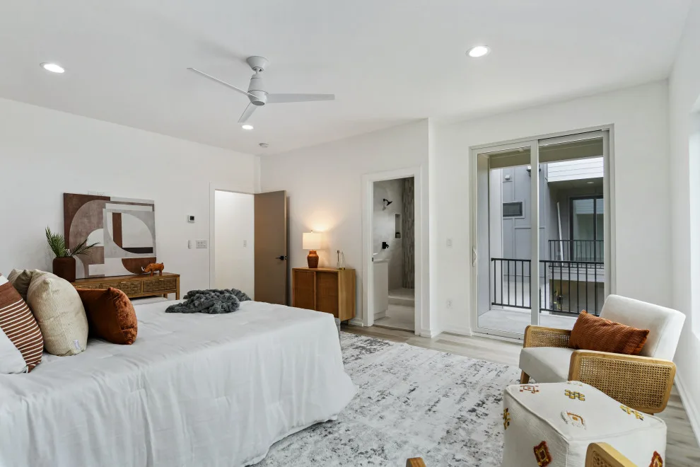 West Avenue 2 - Contemporary Style by InCollab Designs Co. - Photo 8