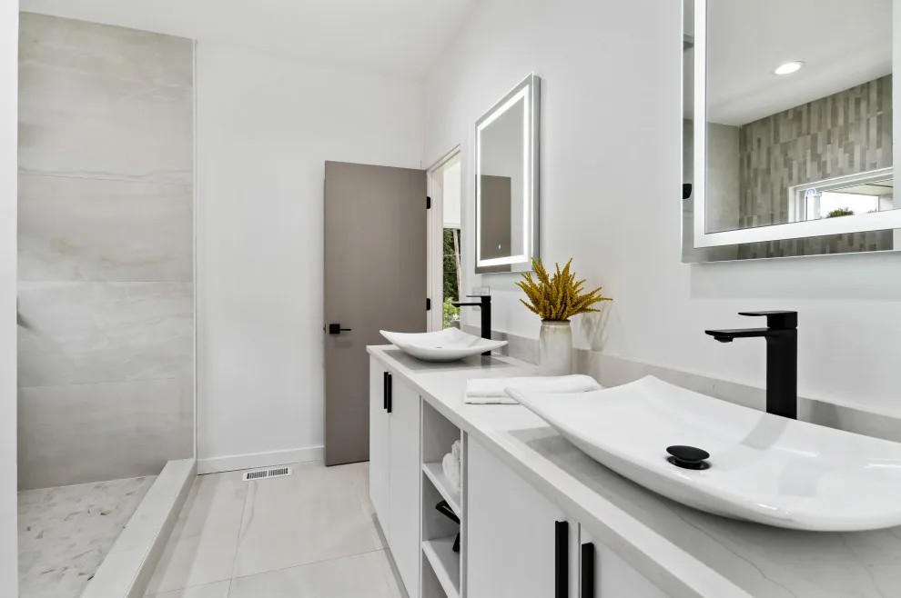 West Avenue 2 - Contemporary Style by InCollab Designs Co. - Photo 15