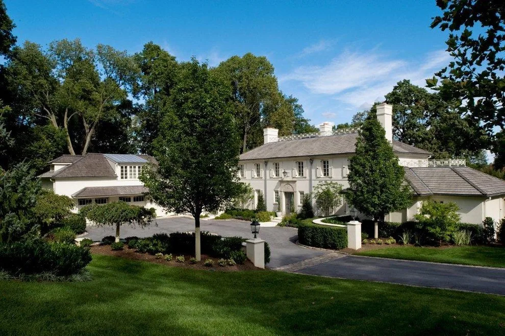 Gracefulness by E. B. Mahoney Builders, Inc. - Photo 16