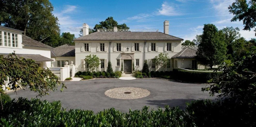 Gracefulness by E. B. Mahoney Builders, Inc. - Photo 12