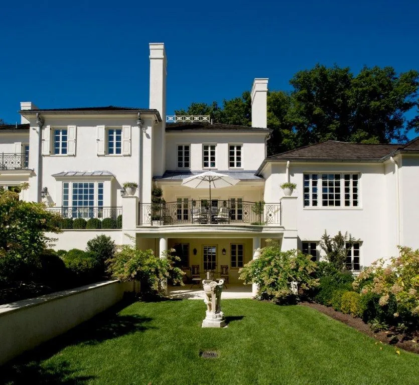 Gracefulness by E. B. Mahoney Builders, Inc. - Photo 6