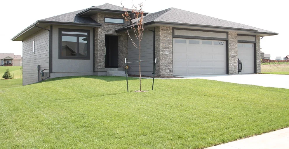Drake Homes Exteriors by Drake Homes - Photo 18