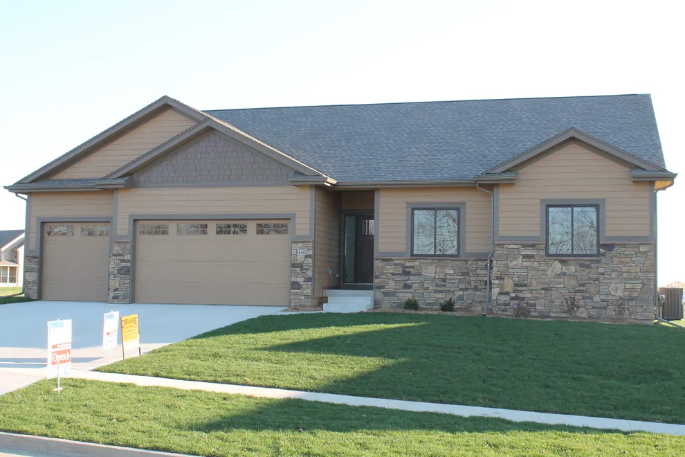Drake Homes Exteriors by Drake Homes - Photo 29