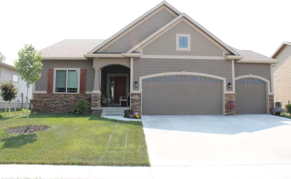 Drake Homes Exteriors by Drake Homes - Photo 10