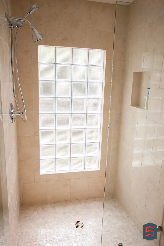Dallas, TX Master Bathroom at Highland Park by Sardone | McLain - Photo 6