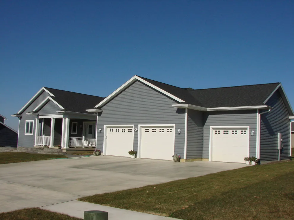 Designed and Built Homes by Dave Beenblossom Cabinets & Construction - Photo 15