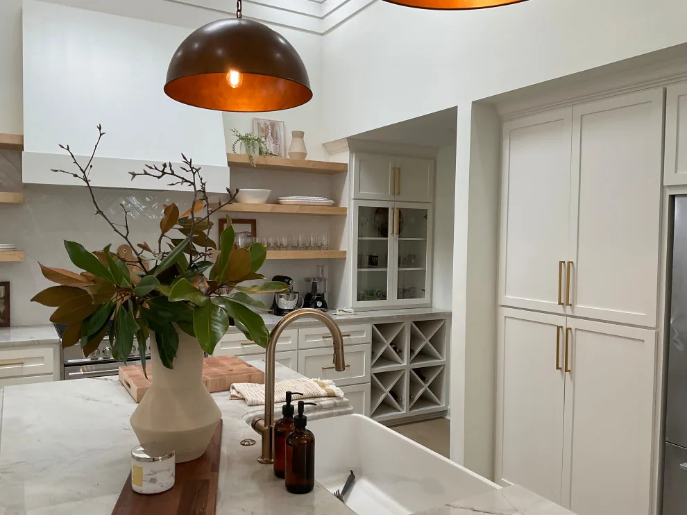 Hamilton Point Condominium Renovation by Hughes Design And Construction, Inc. - Photo 3