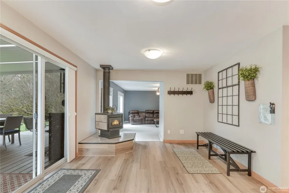Olympia West Revamp by DnA Build & Design LLC - Photo 2