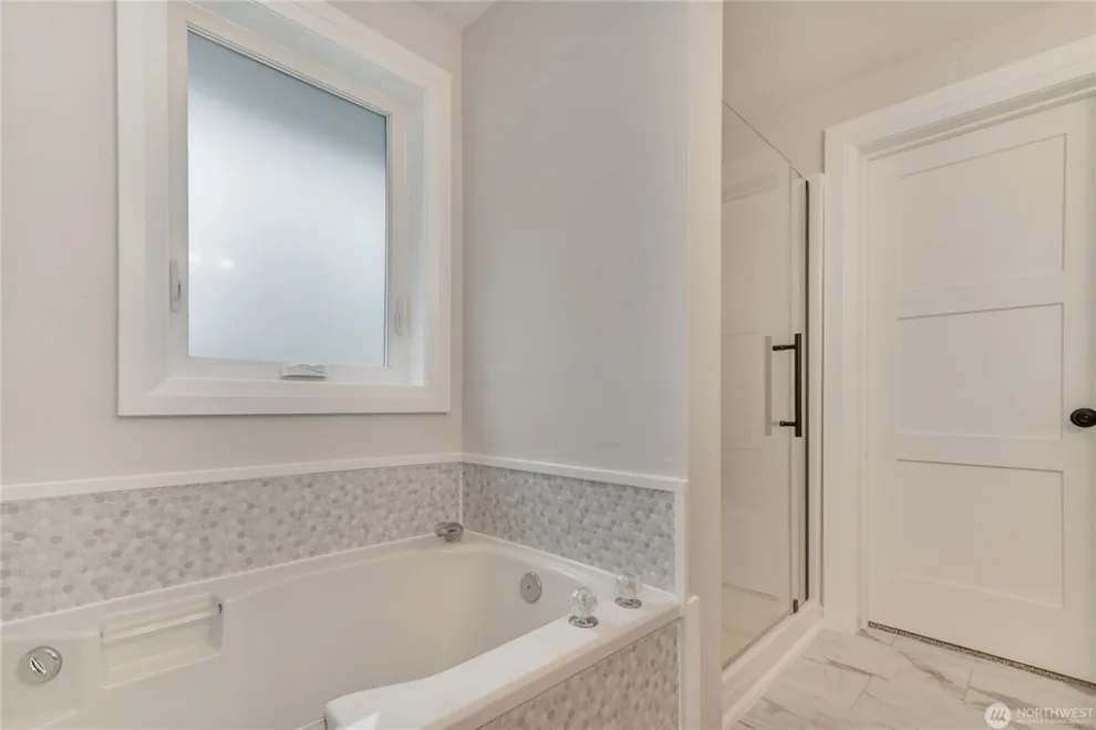 Olympia West Revamp by DnA Build & Design LLC - Photo 15