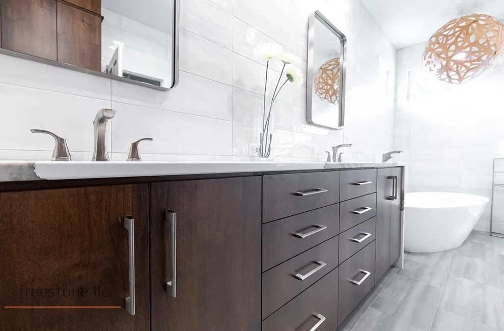 Conrad Modern Master Bath by Freestone LLC Design-build - Photo 13