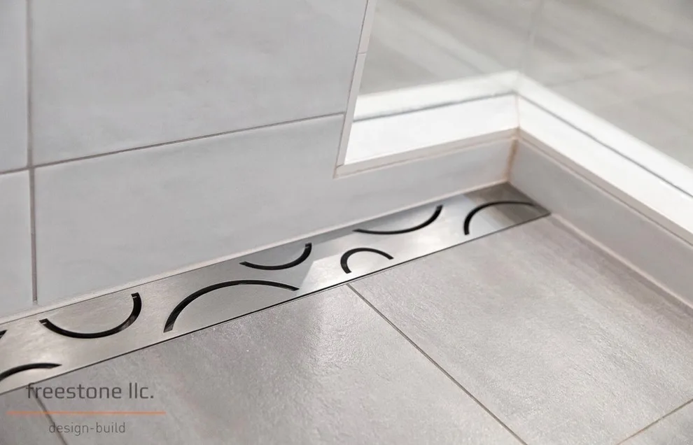 Conrad Modern Master Bath by Freestone LLC Design-build - Photo 9
