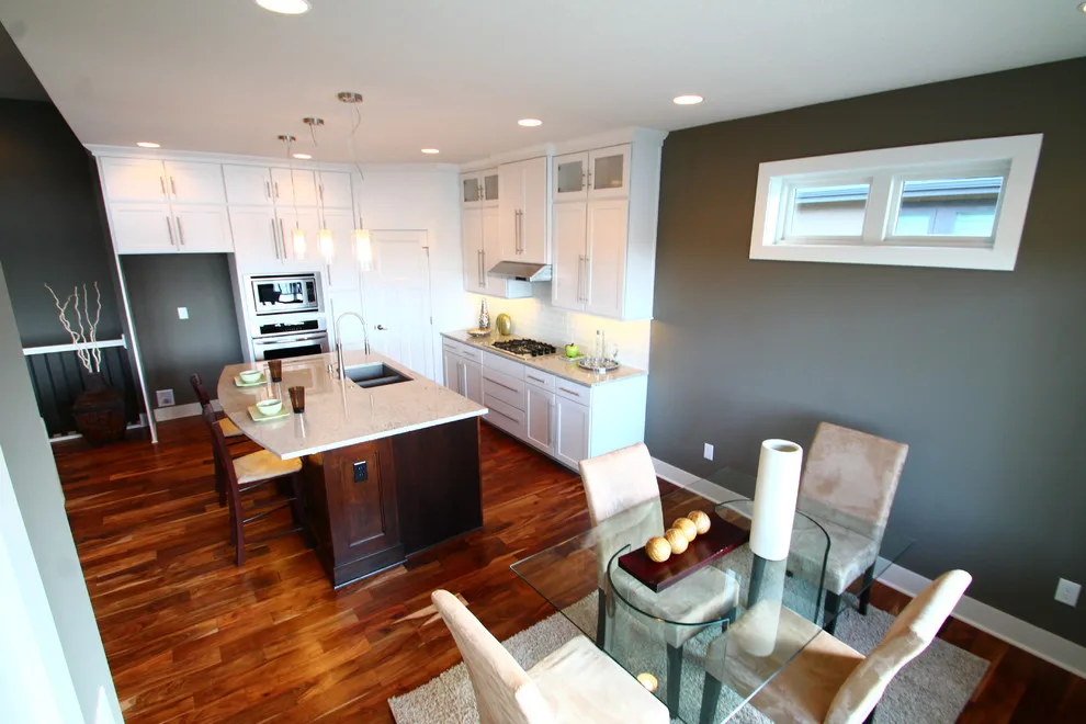 Drake Homes - Photo 12