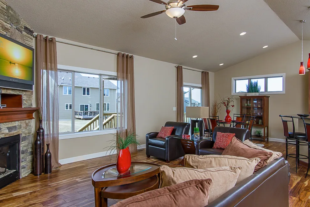 Drake Homes - Photo 13