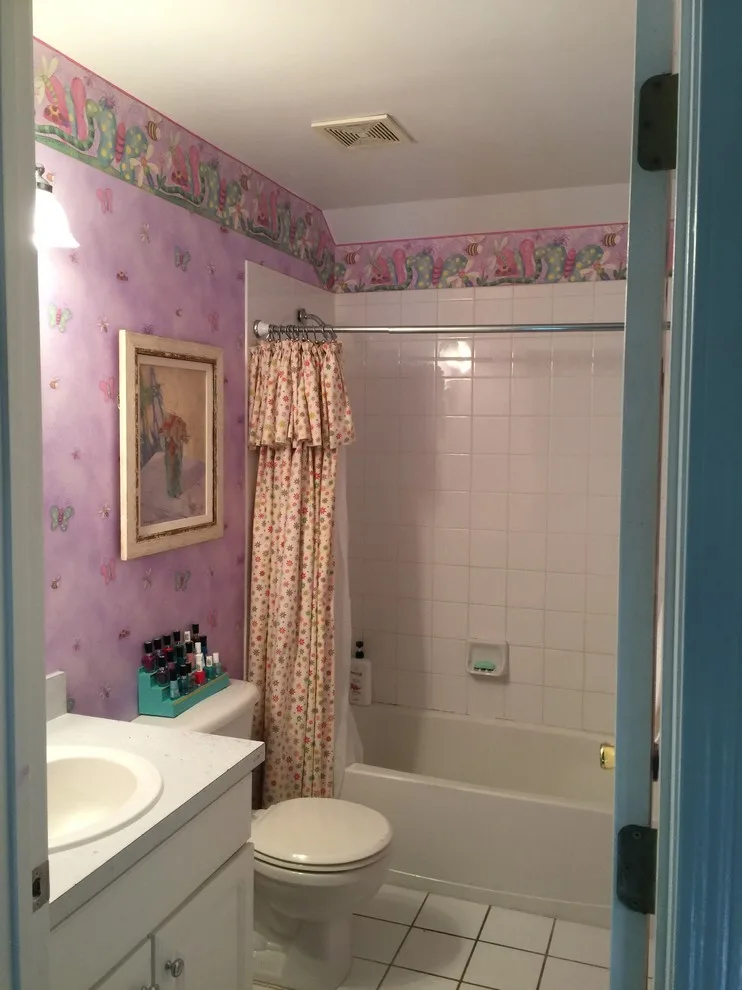 Monroe girls' restroom by AHR Design Solutions - Photo 9